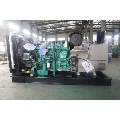250kw沃爾沃柴油發(fā)電機組-沃爾沃6缸柴油機TAD1341GE柴油發(fā)電機組,缸徑/行程：131/150mm,柴油發(fā)電機組水冷發(fā)動(dòng)機功率252KW,柴油發(fā)電機組配套馬拉松斯坦福發(fā)電機。廠(chǎng)價(jià)直銷(xiāo)歡迎選購：13773399855。