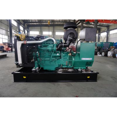 75kw沃爾沃柴油發(fā)電機組-沃爾沃4缸柴油機TAD531GE柴油發(fā)電機組,缸徑/行程：108/130mm,柴油發(fā)電機組水冷發(fā)動(dòng)機功率80KW,柴油發(fā)電機組配套馬拉松斯坦福發(fā)電機。廠(chǎng)價(jià)直銷(xiāo)歡迎選購：13773399855。